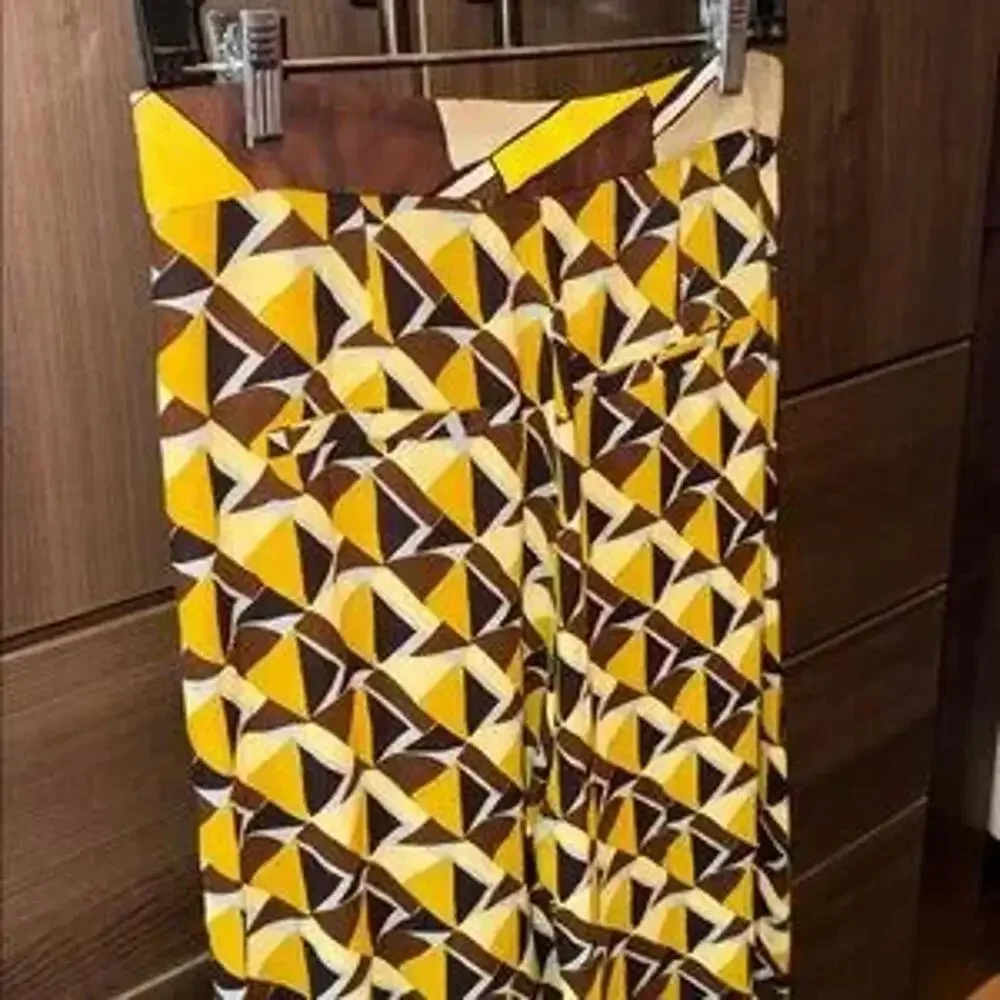 NWT Zara Geometric Yellow and Brown Patterned Pants Size M